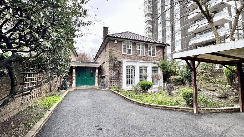 Grove End Road, St John’s Wood, London NW8