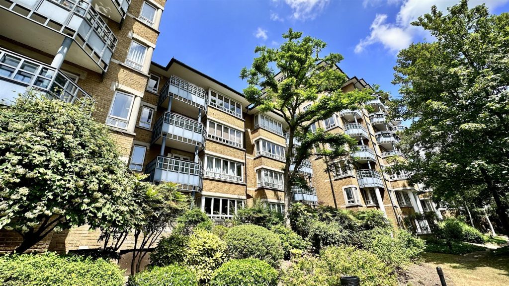 Fleming Lodge, Admiral Walk, London