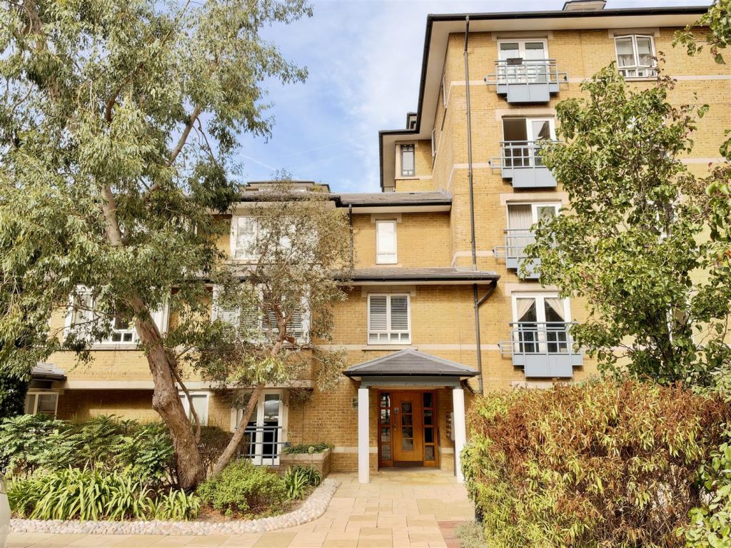 Barnard Lodge, Admiral Walk, London